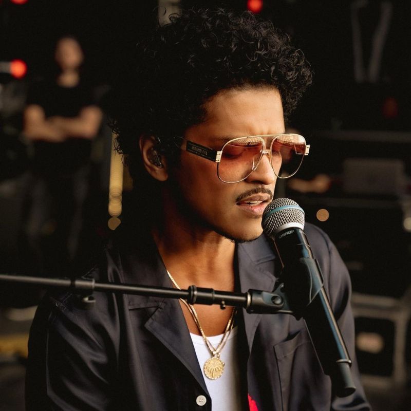  Foto zu Bruno Mars is coming to Macau for a concert in January 2024 