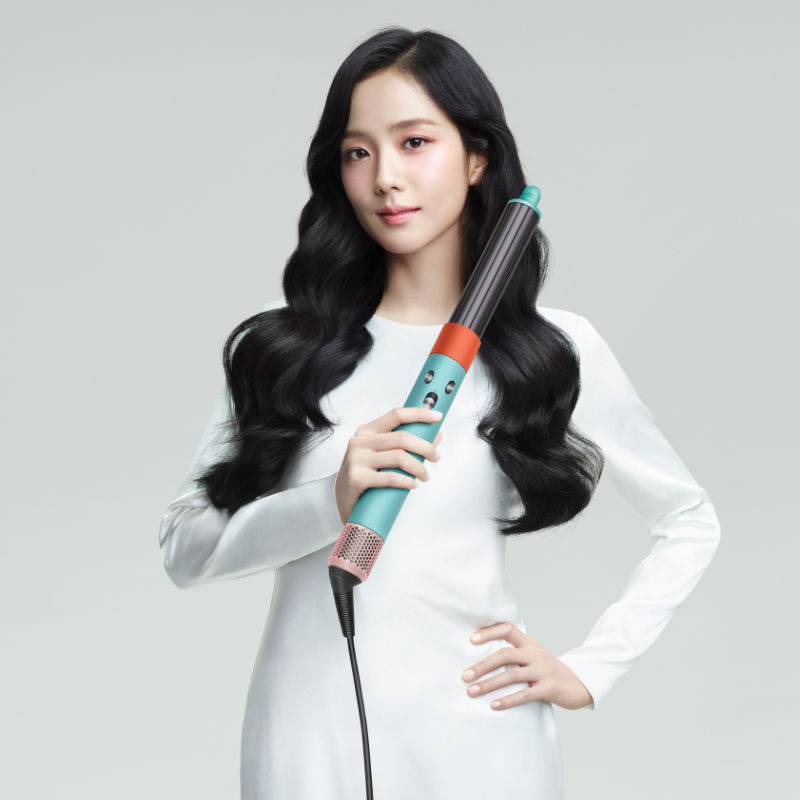 Jisoo is officially the latest face for Dyson's Airwrap Multi-Styler