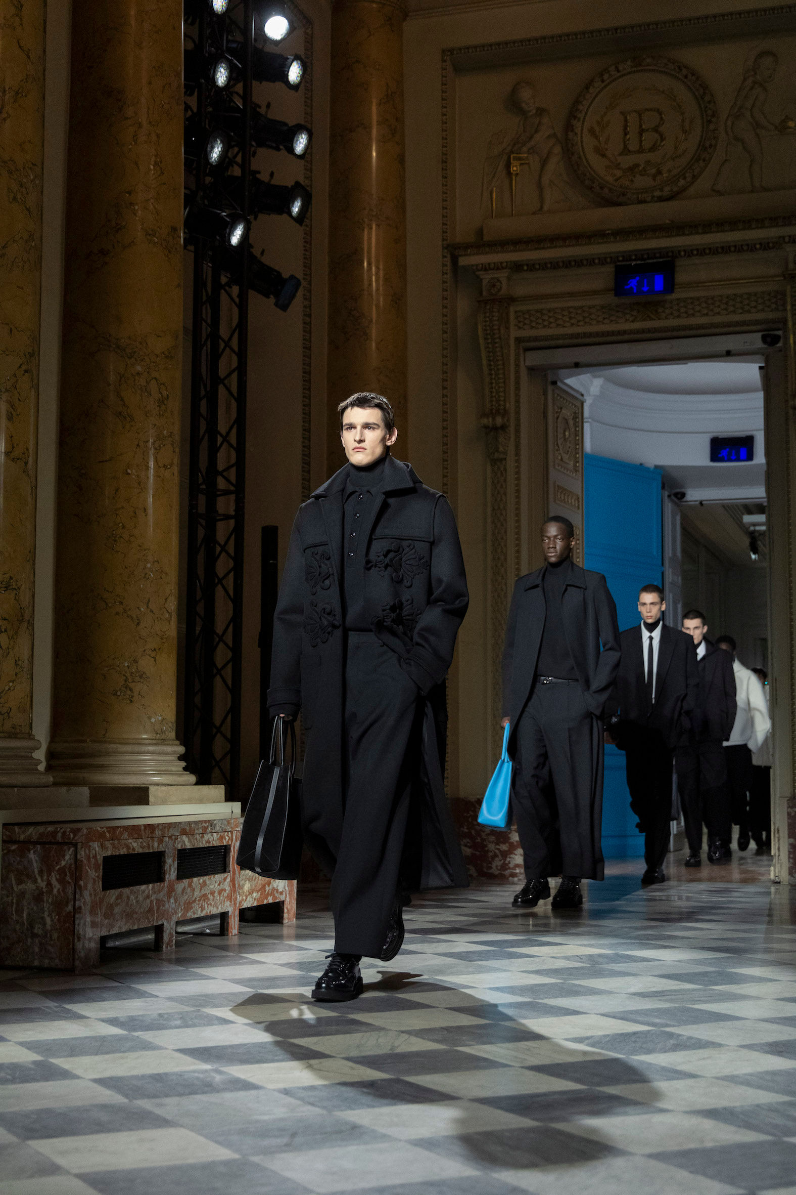 Valentino Unveils Its Menswear Fall Winter 2024 Le Ciel Collection At   Valentino Fw24 Aitor 0802 