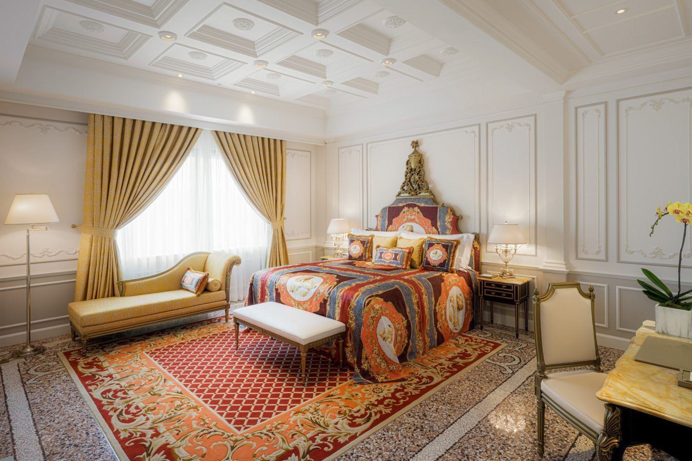 Celebrating La Dolce Vita at Palazzo Versace Macau