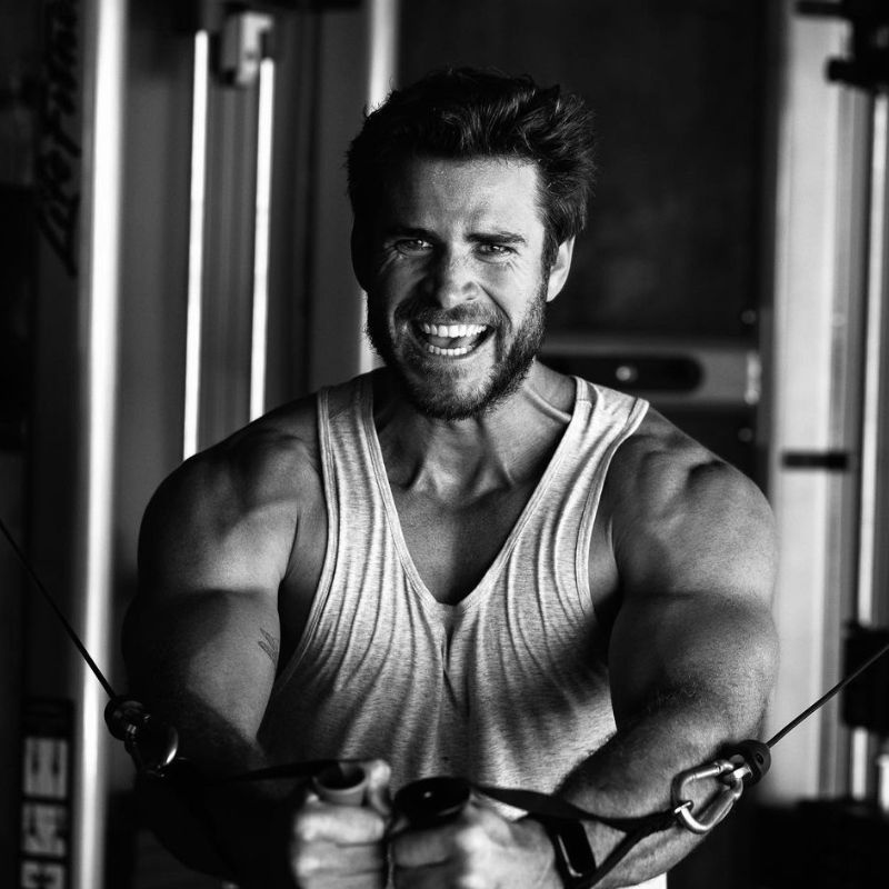 Follow Liam Hemsworth’s intense workout and diet routine for a Witcher physique