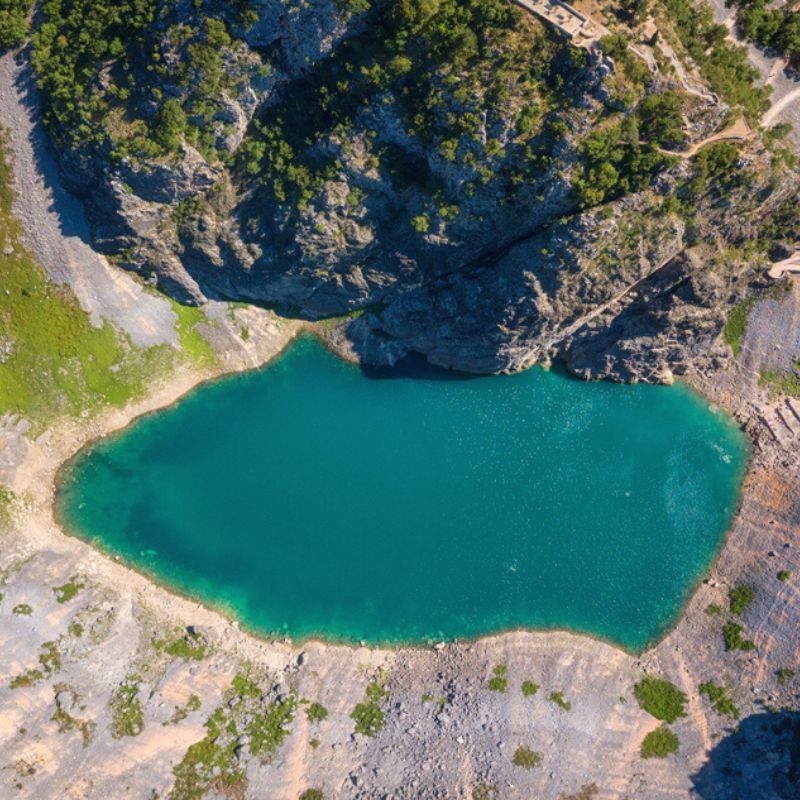 UNESCO eighteen must-see geological treasures to its Global Geopark network