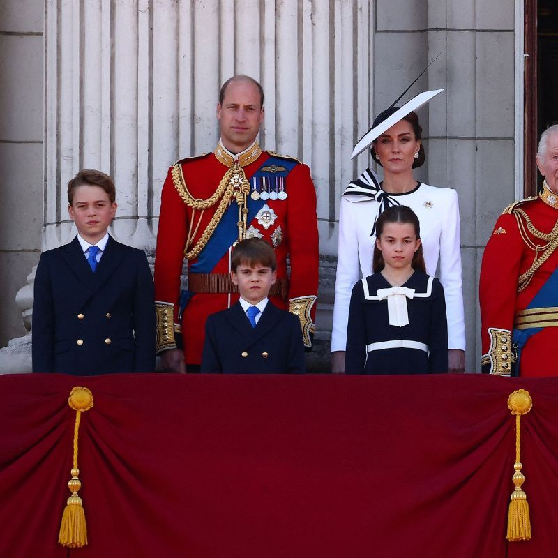 Buckingham Palace’s famous balcony room is now open to the public