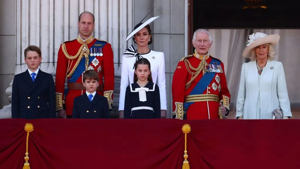 Buckingham Palace’s famous balcony room is now open to the public