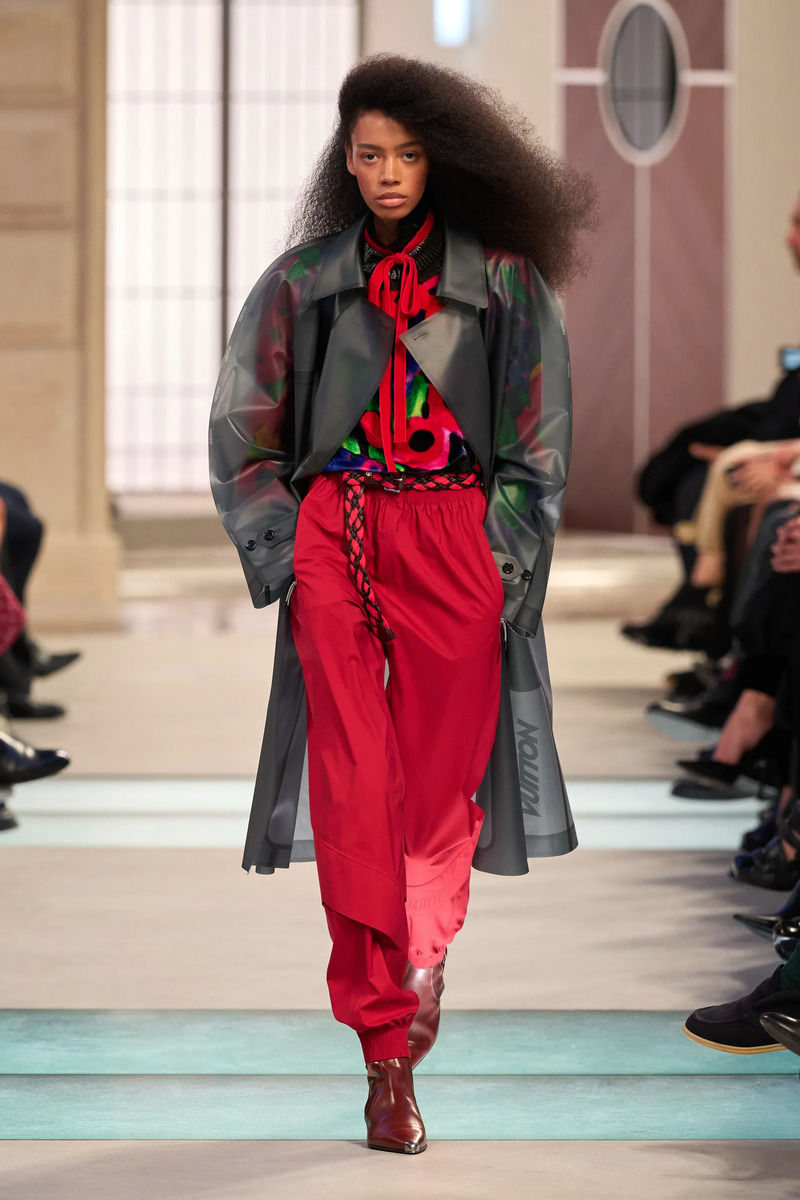 Louis Vuitton Fall/Winter 2025: All aboard