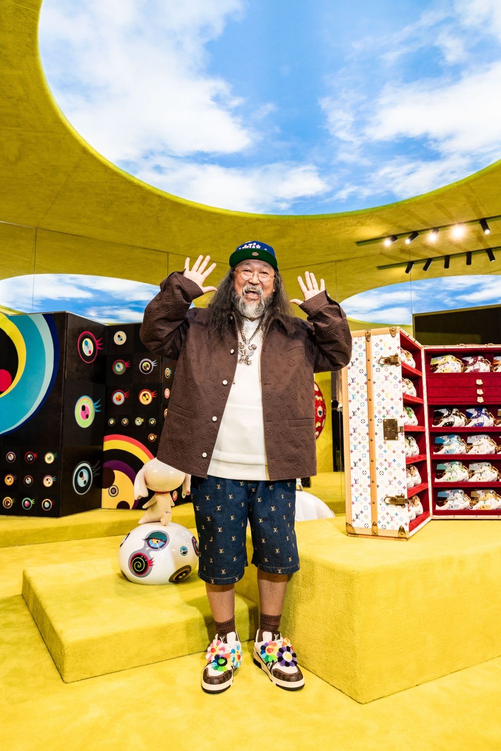 Takashi Murakami: An Expert at Diffusing Identities