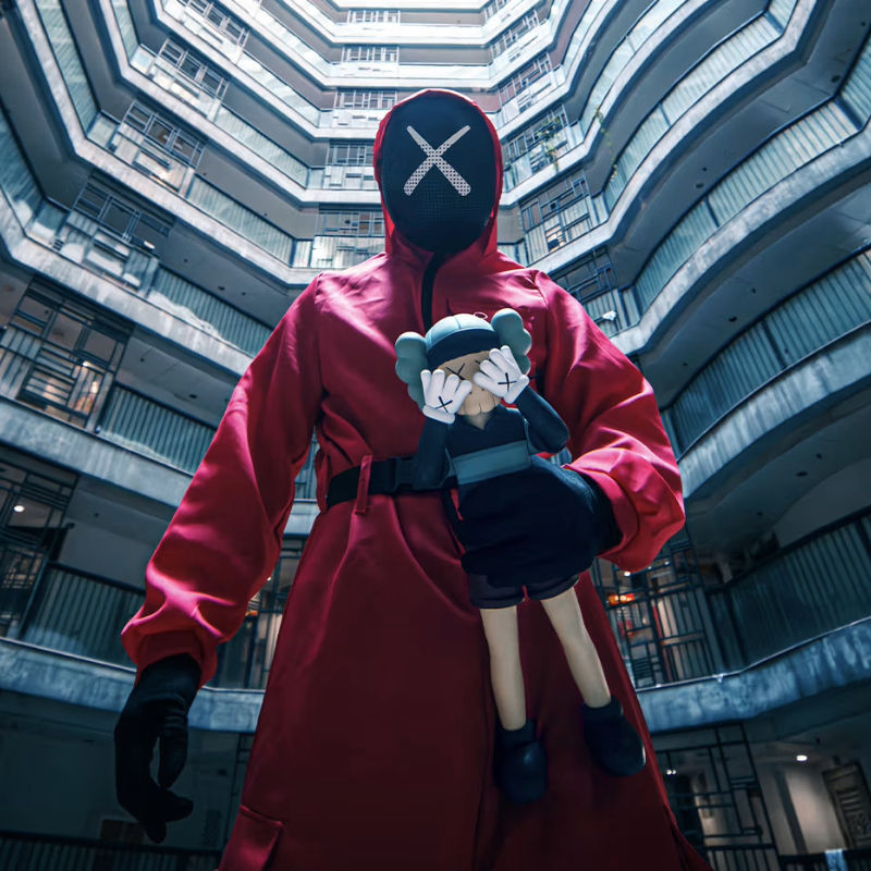Figures for the KAWS x Squid Game 