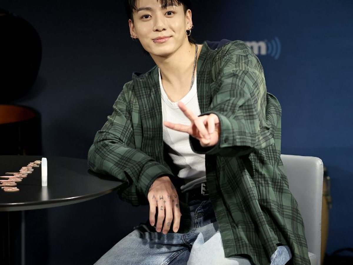 jungkook-bags-7.jpeg?tr=w-1200