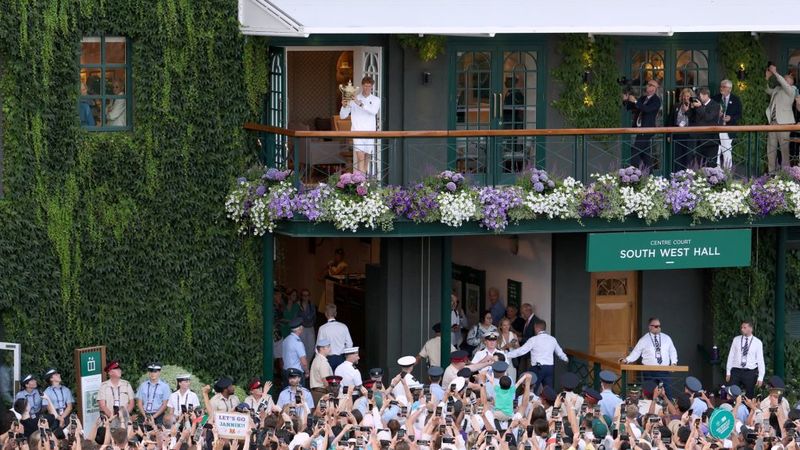 13 of the most attractive and prettiest Olympic athletes at Paris 2024