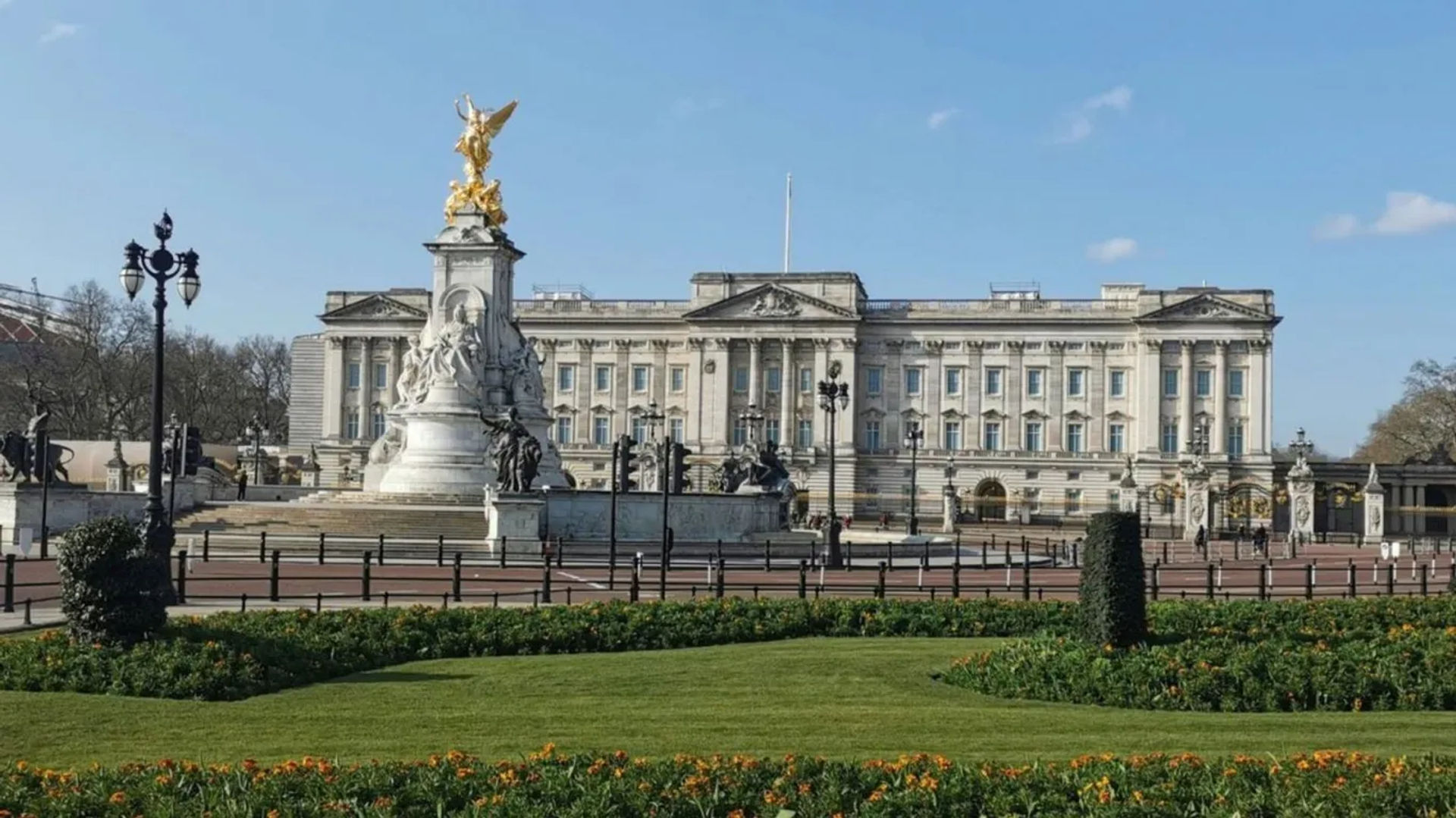 Buckingham Palace will launch its first-ever Christmas pop-up store