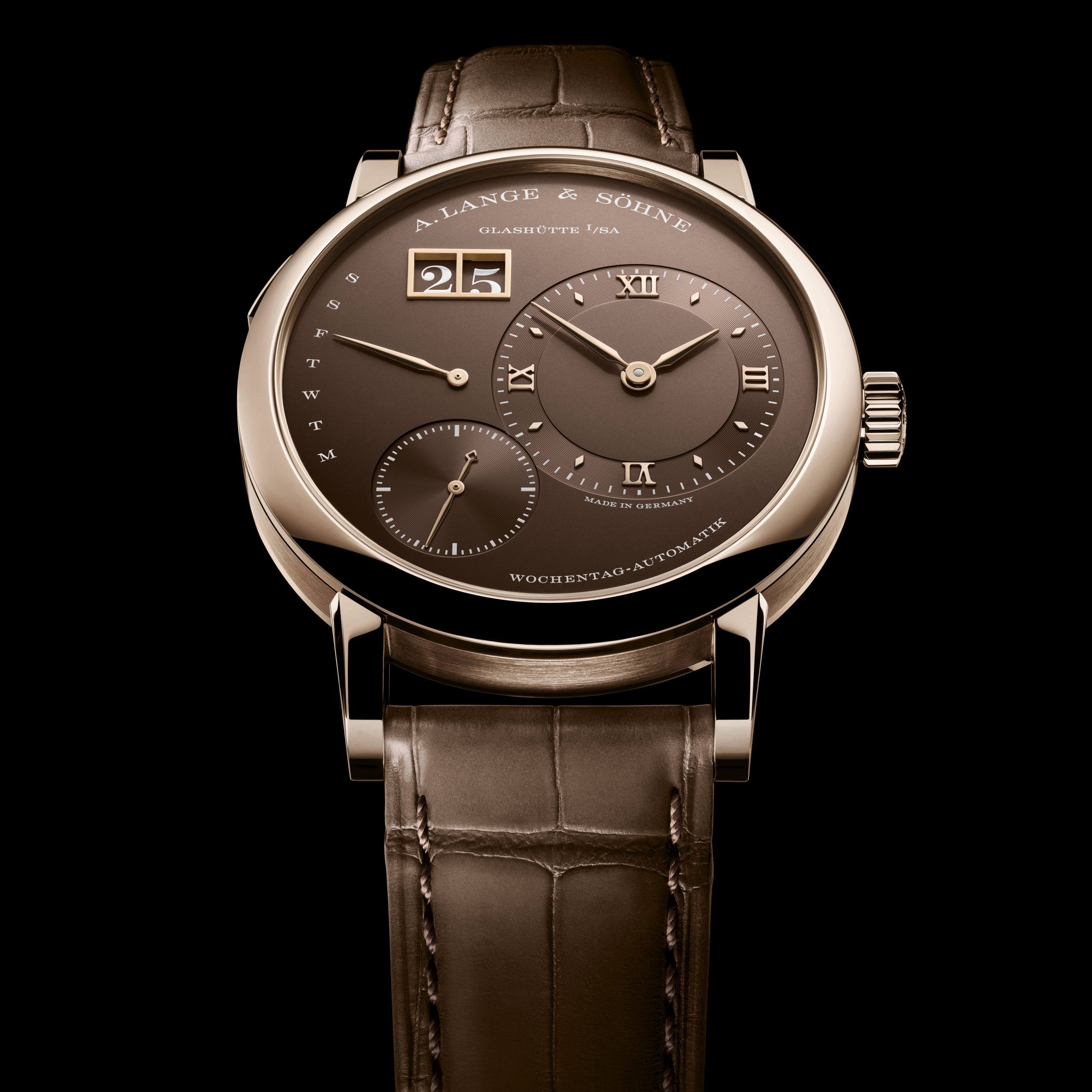 The renowned Lange 1 Daymatic debuts in honeygold