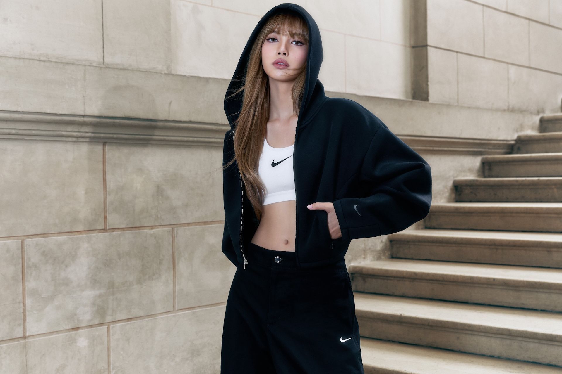 Lisa BLACKPINK has signed a long-term collaboration with Nike