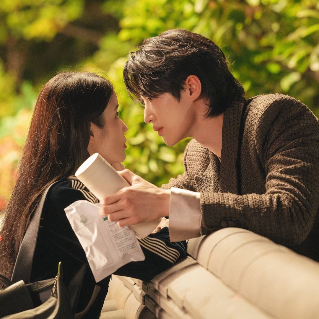 Review: IU and Byeon Woo-seok's New Romance K-Drama Perfect Crown
