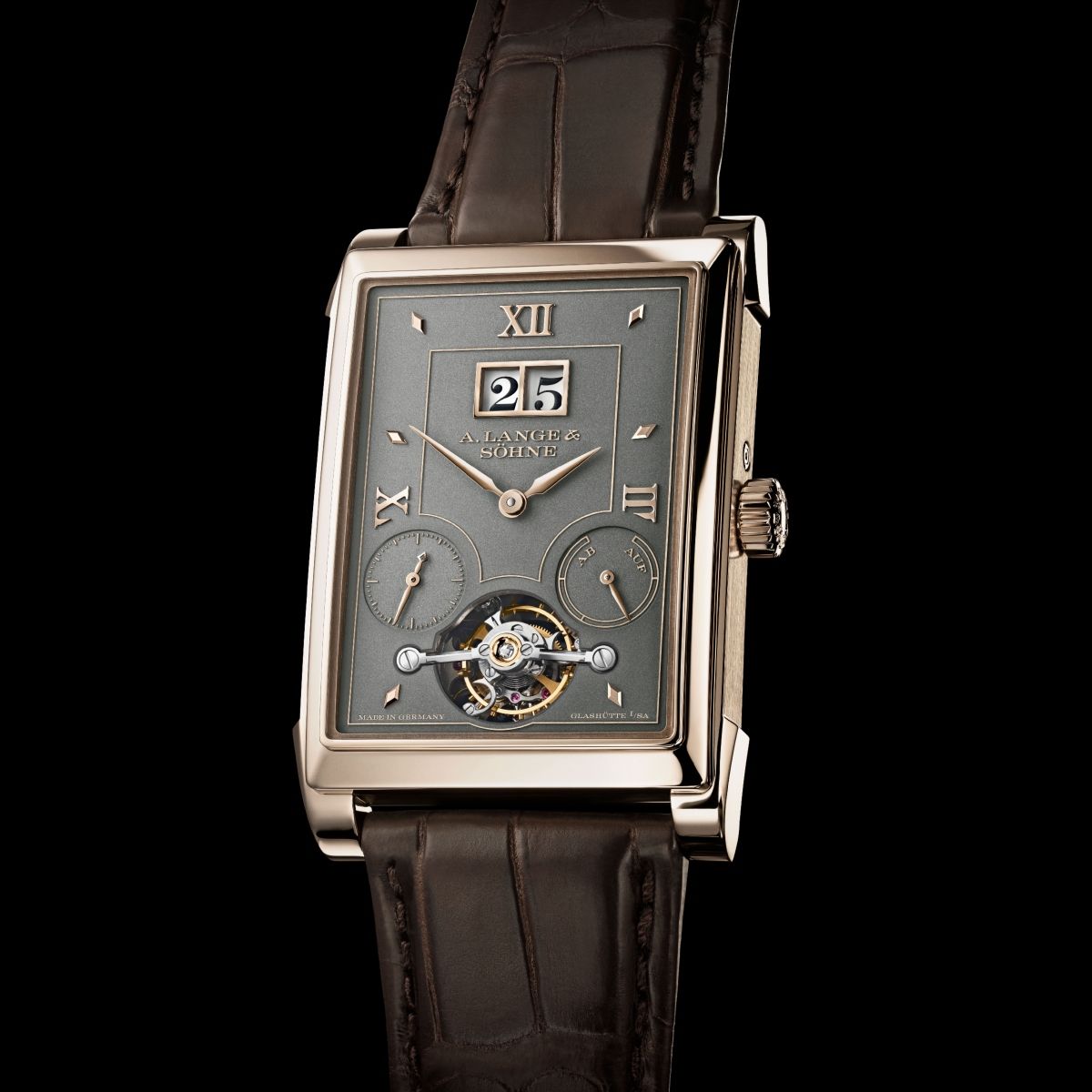 新品☆cygne ツイードジレ Abel キャメル A. Lange & Söhne brings back the Cabaret Tourbillon in a casing