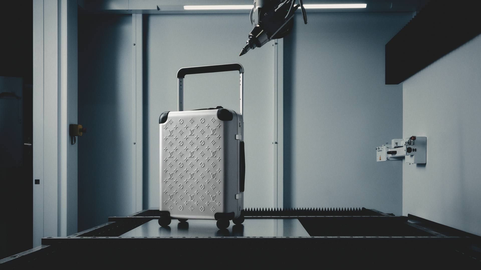 ルイヴィトン As the Horizon turns 10, Louis Vuitton reimagines its signature