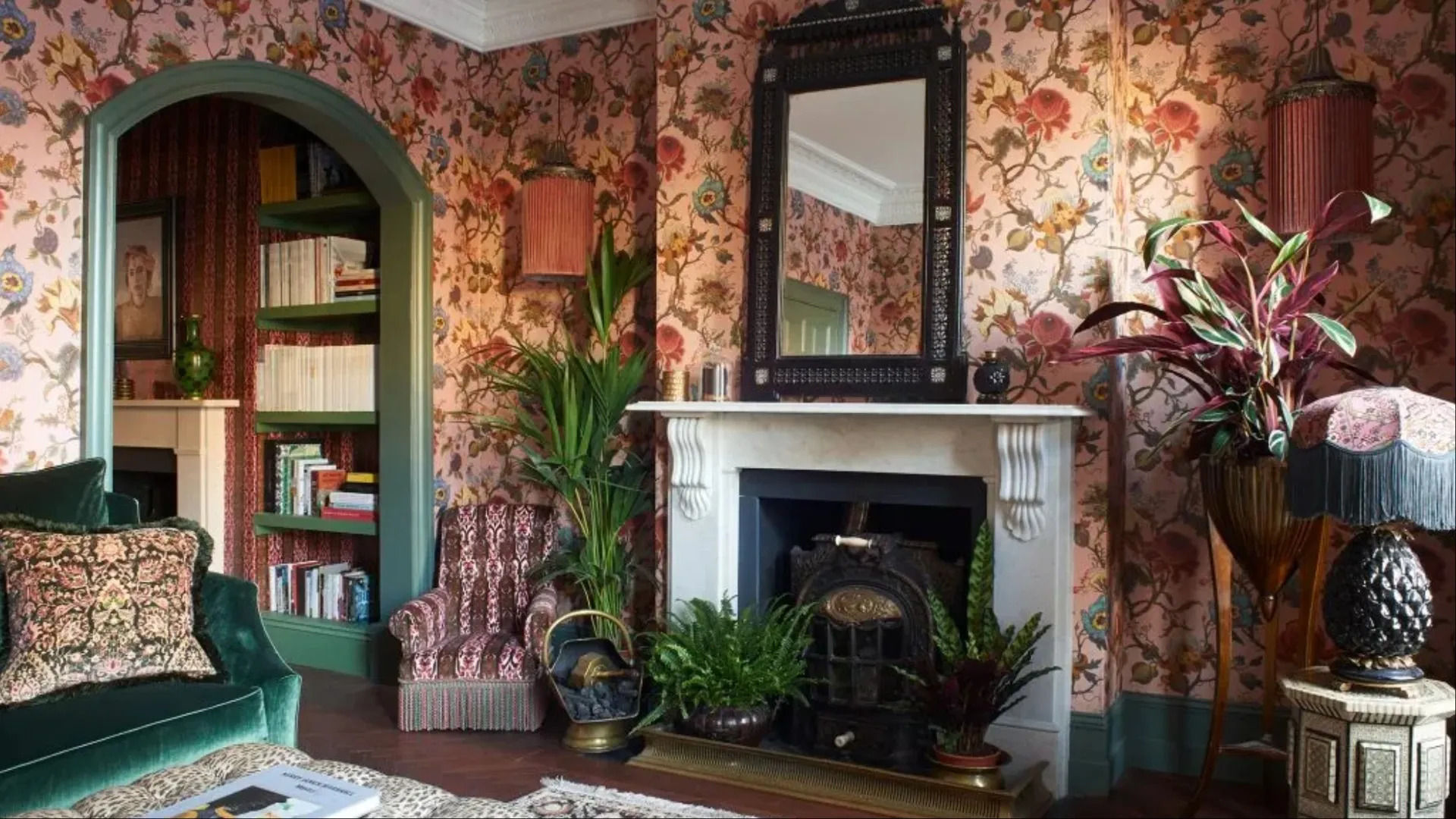 5 high-end home décor companies that are reviving the pleasure of maximalism