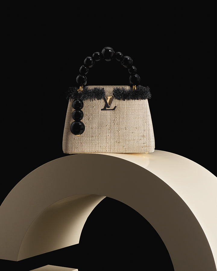 Louis Vuitton on X: Couture Capucines. #JeanMichelOthoniel's signature  resin beads grace the French artist's basket-inspired contribution to this  year's #Artycapucines Collection. Explore #LouisVuitton's limited-edition  collaboration at