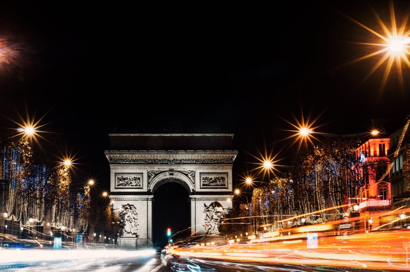 Champs-Élysées in Paris will be turned into a new “extraordinary garden”, says mayor