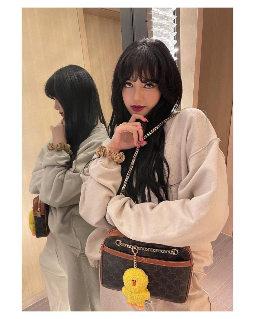 How to dress like Lisa from the Korean girl group Blackpink