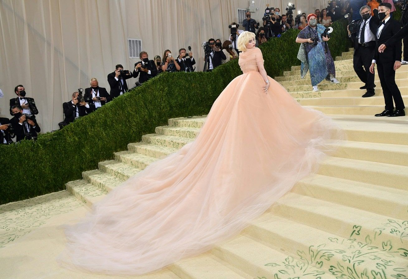 Naomi Osaka Stuns in Dramatic Dress and Ruffled Cape at 2021 Met