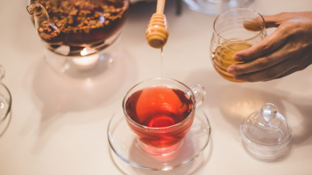 These 6 morning drinks can help you burn stubborn belly fat