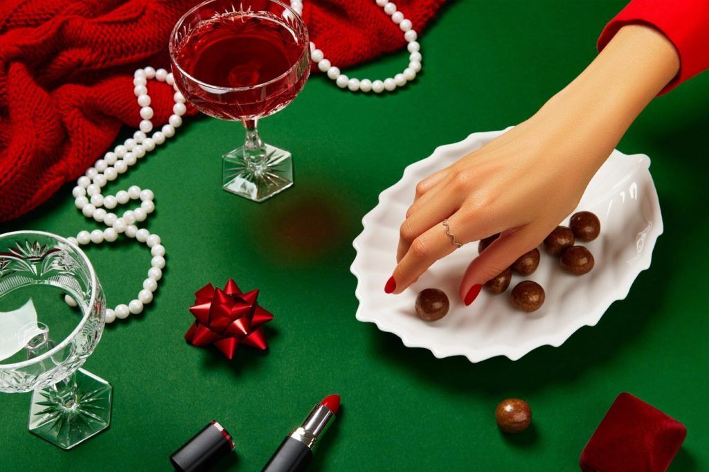How to throw a chill holiday party
