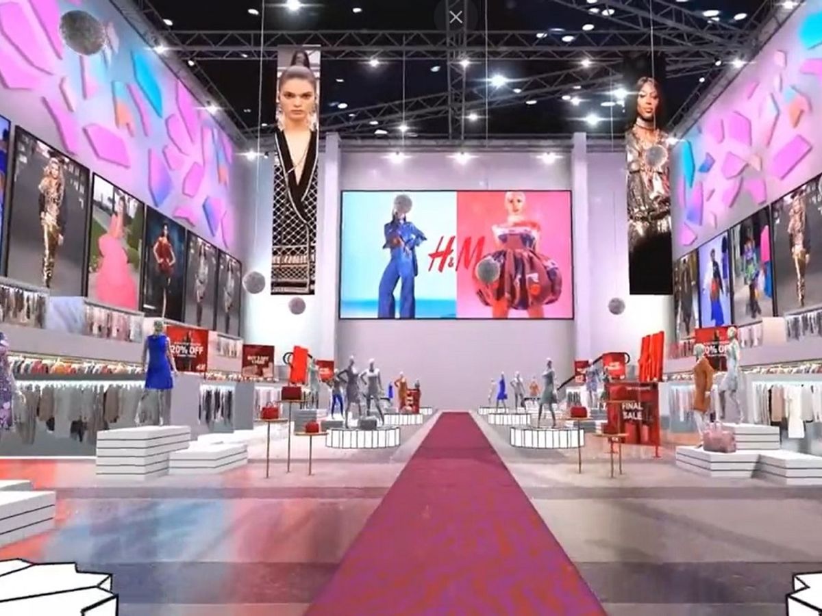 H&M opens Roblox experience allowing users to create virtual garments
