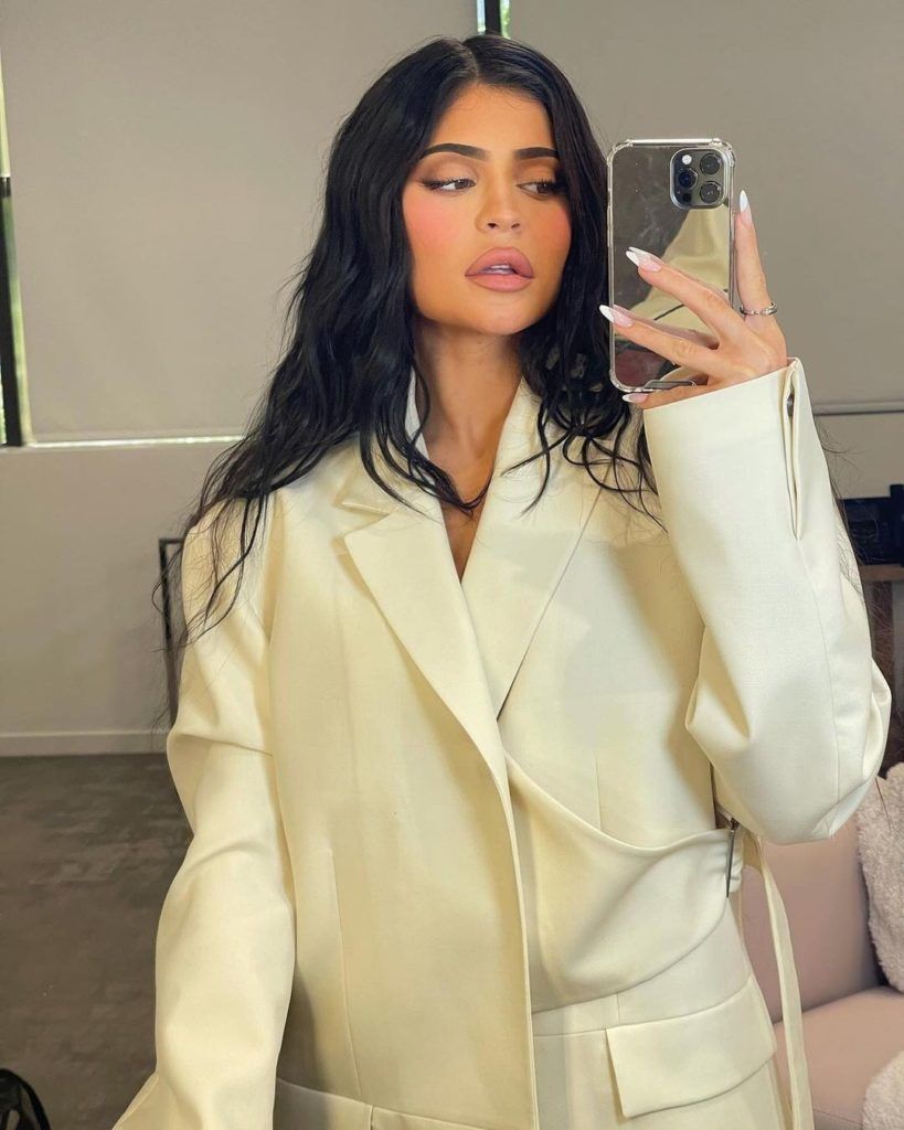10 most followed Instagram accounts in the world