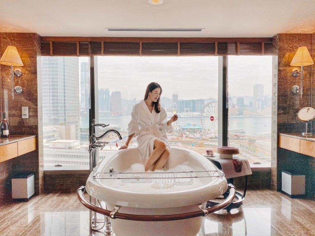 Mandarin Oriental, Hong Kong/ Instagram