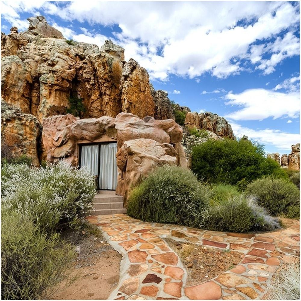 10 amazing cave hotels around the world