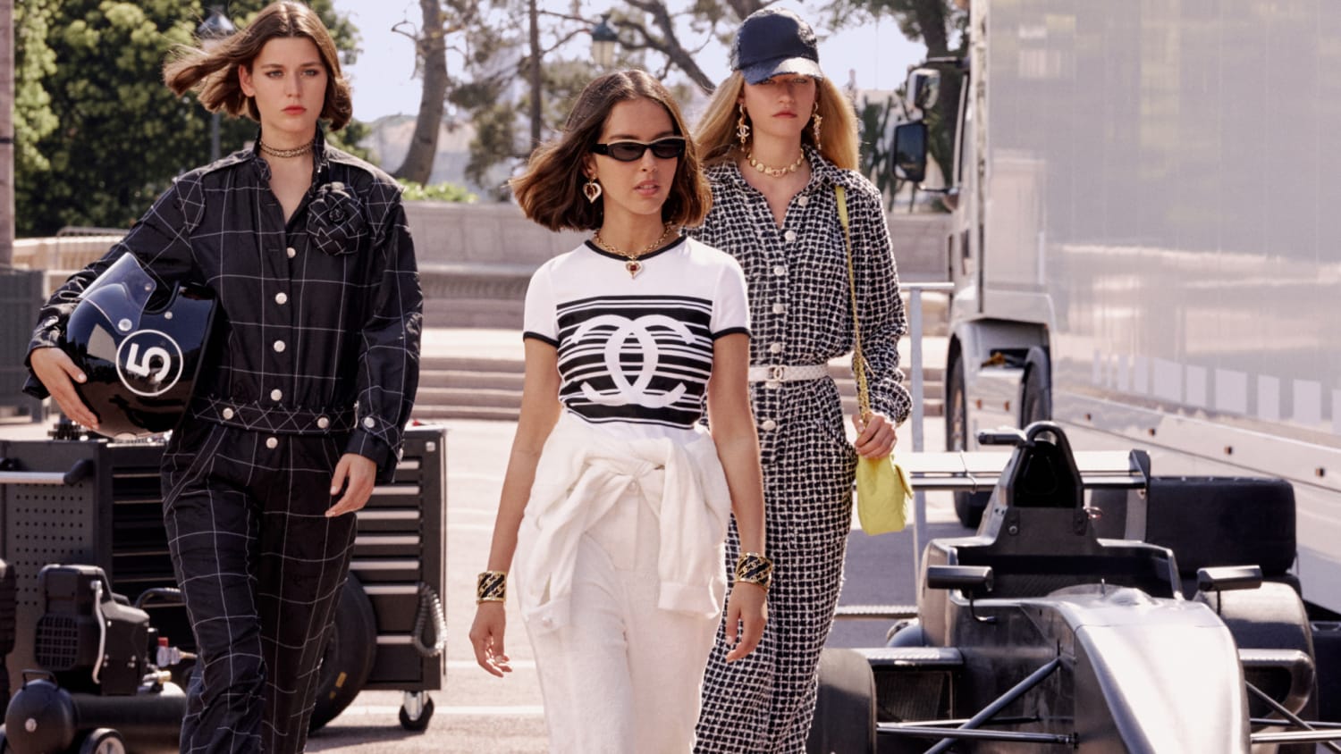 Chanel Cruise 2022 show pays homage to Karl Lagerfeld
