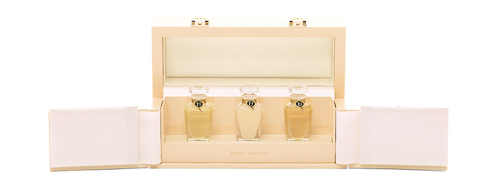 Les Classiques Perfume Box of 3 in Pink colour