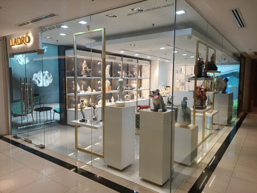 Lladró Boutique at Bangsar Shopping Centre