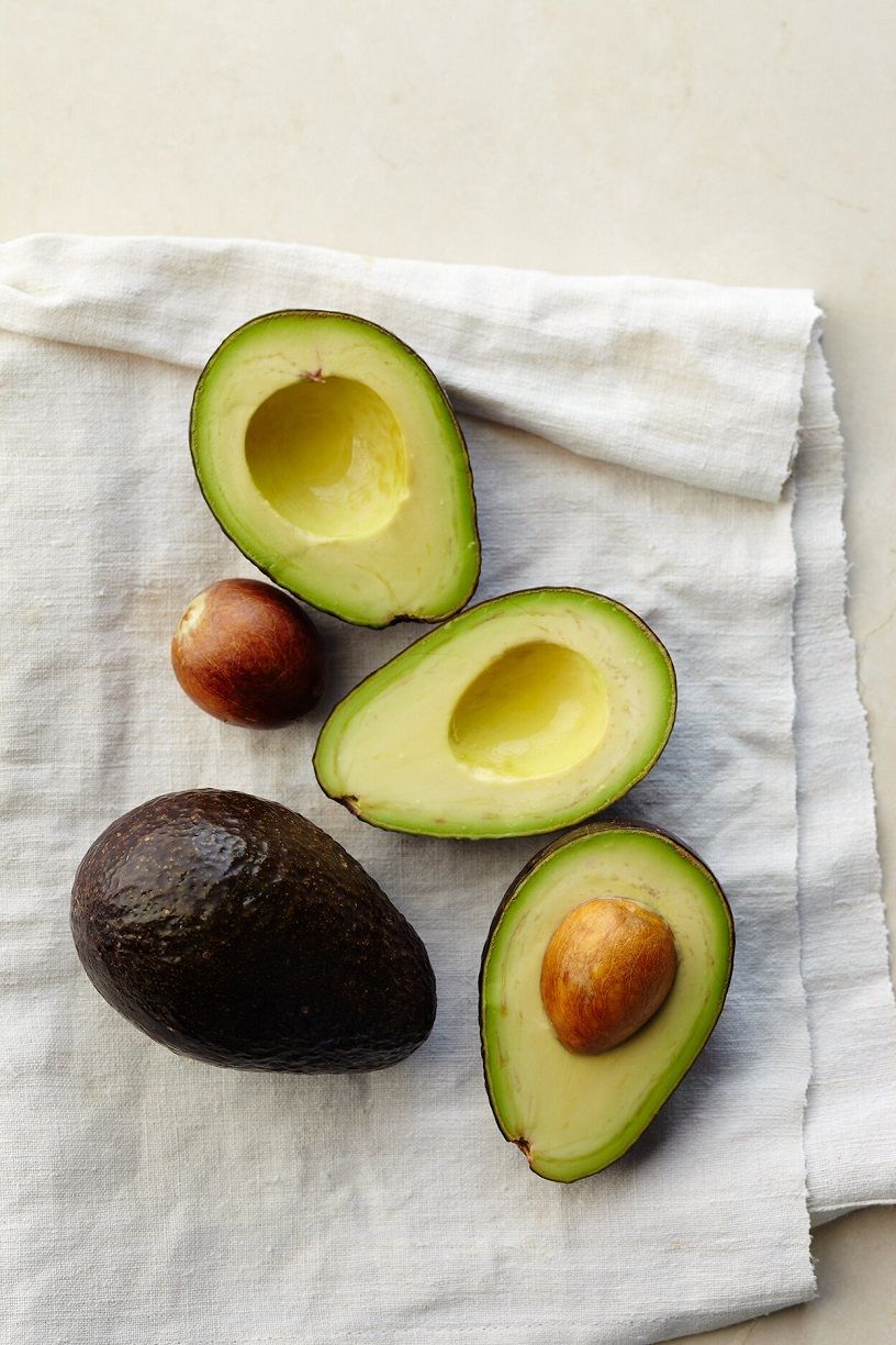 Choosing an avocado