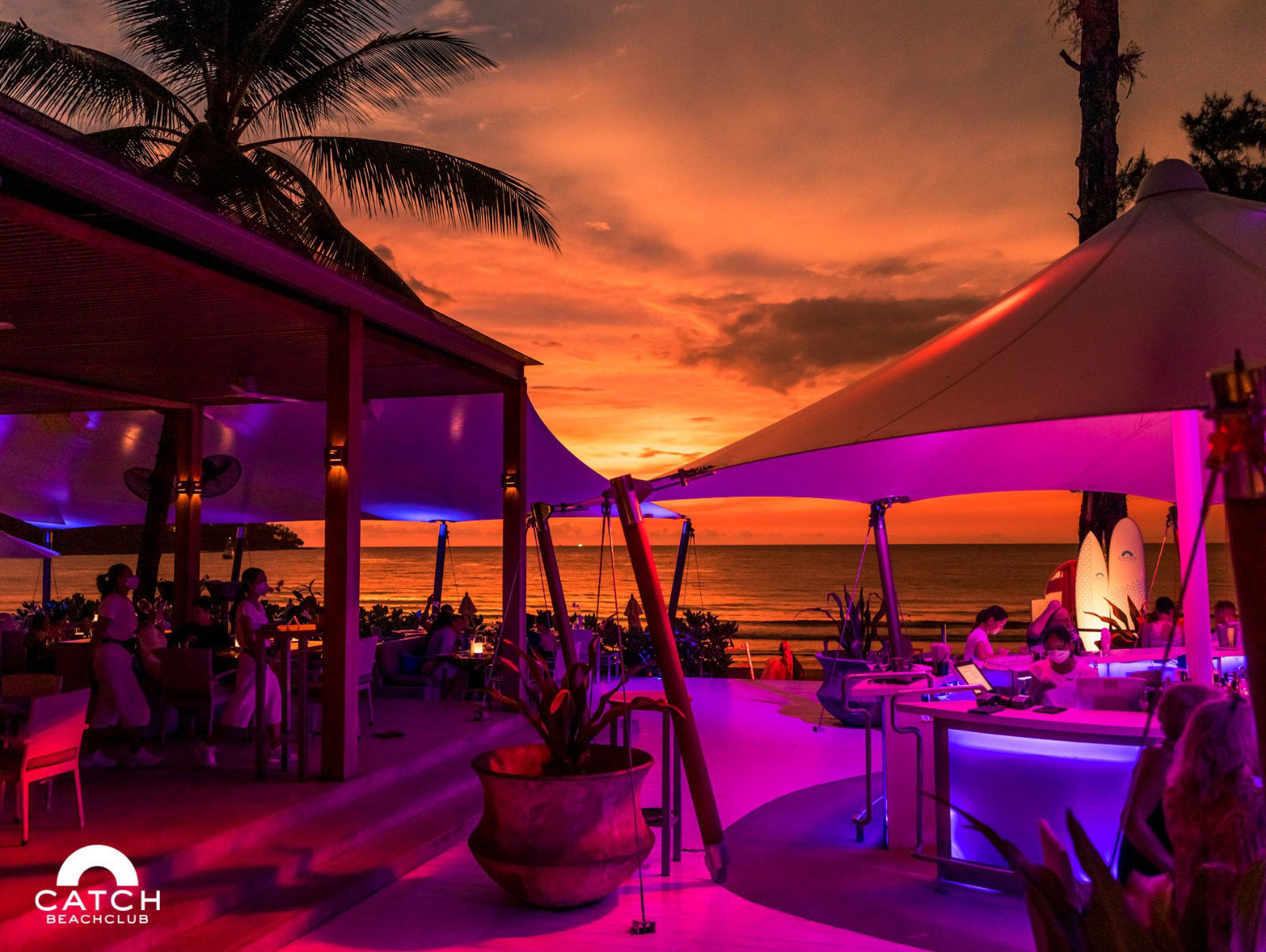 Nightlife in Phuket: Chase the Sunset and Match the Evening Vibes