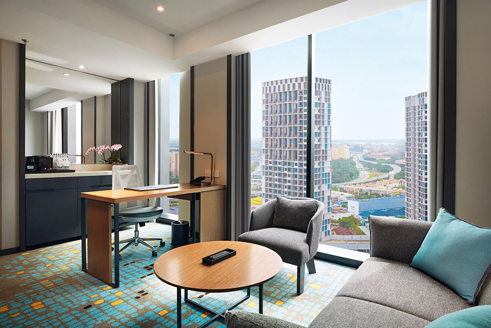 DoubleTree by Hilton Shah Alam iCity offers business and leisure