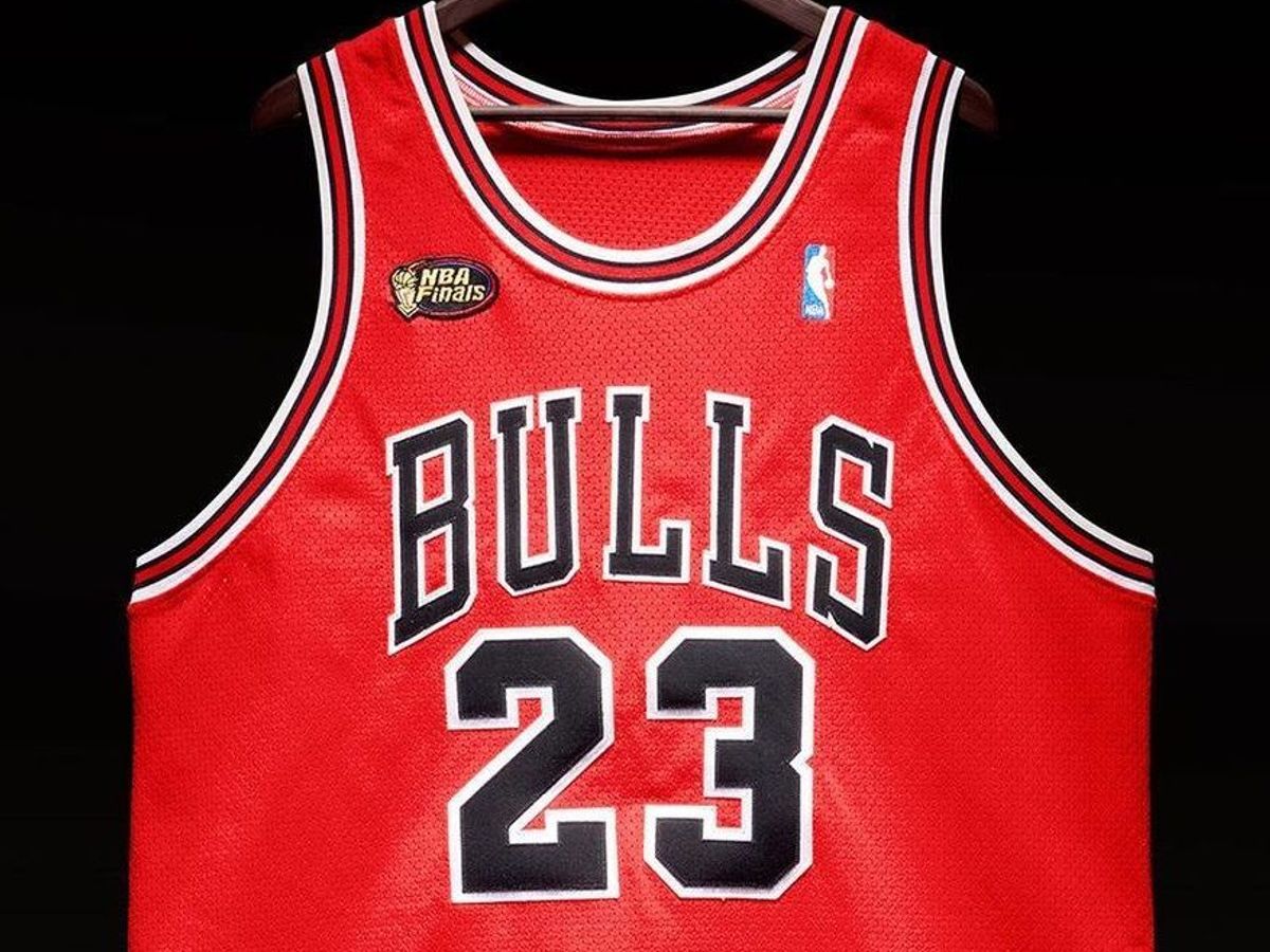 Buy Bulls Jordan Jersey Online In India -  India
