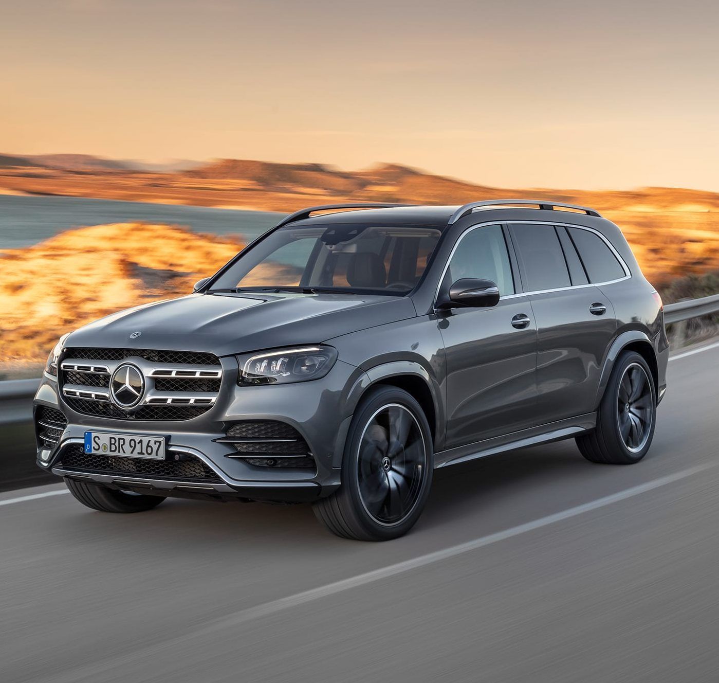 What Makes The Coveted Cr Me De La Mer So Expensive   2020 Gls Suv Fmg 023 Wp E1578028113445 