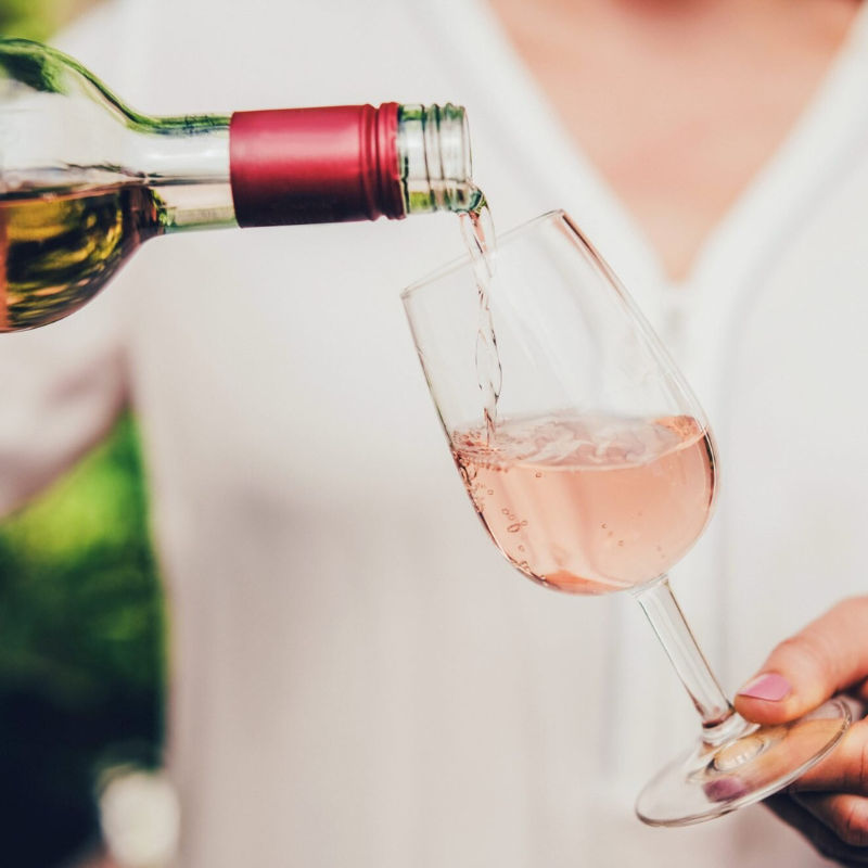 What’s the difference between dry and sweet wine?