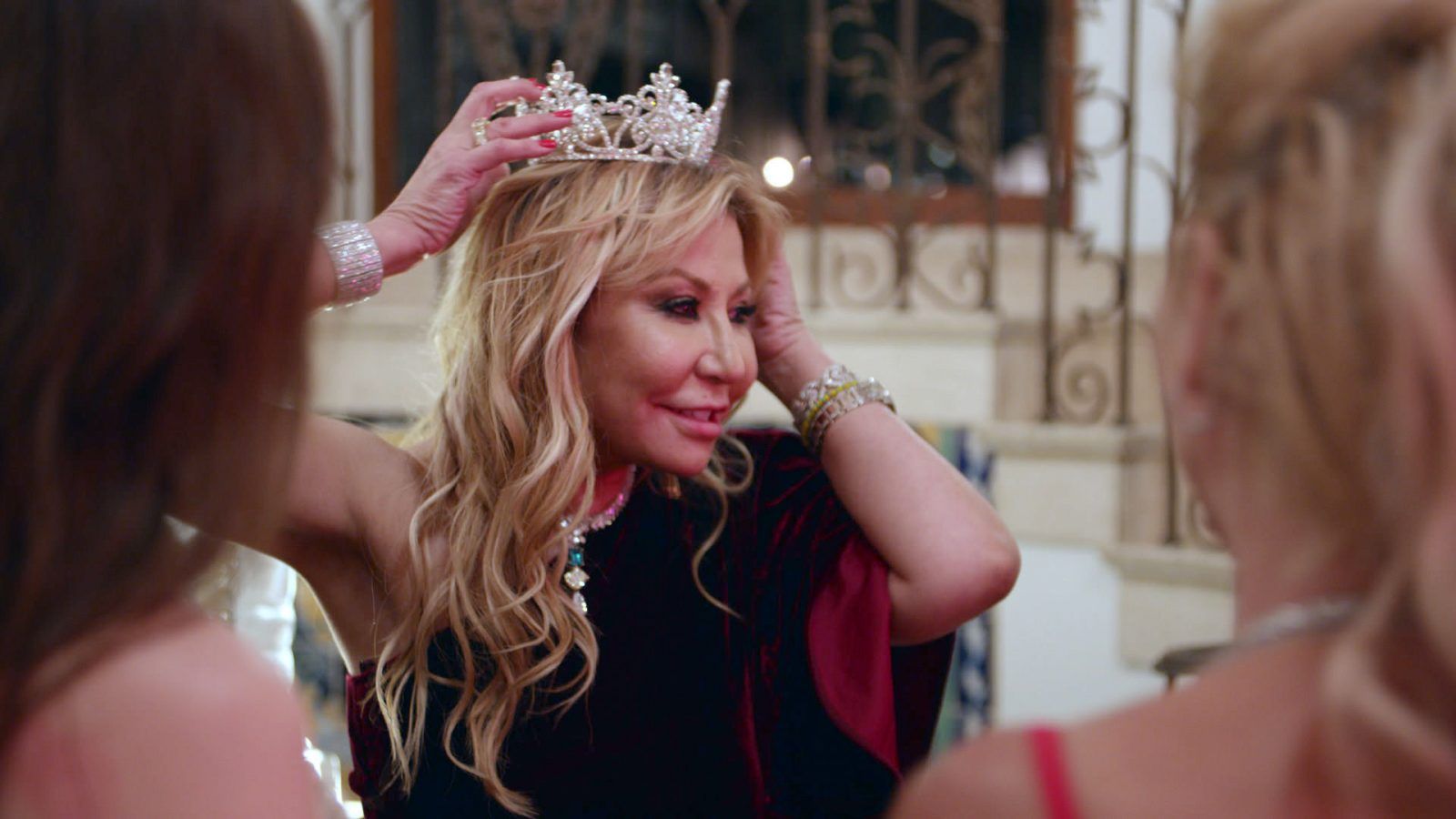11 things to know about Anna Shay, the breakout 'Bling Empire' star