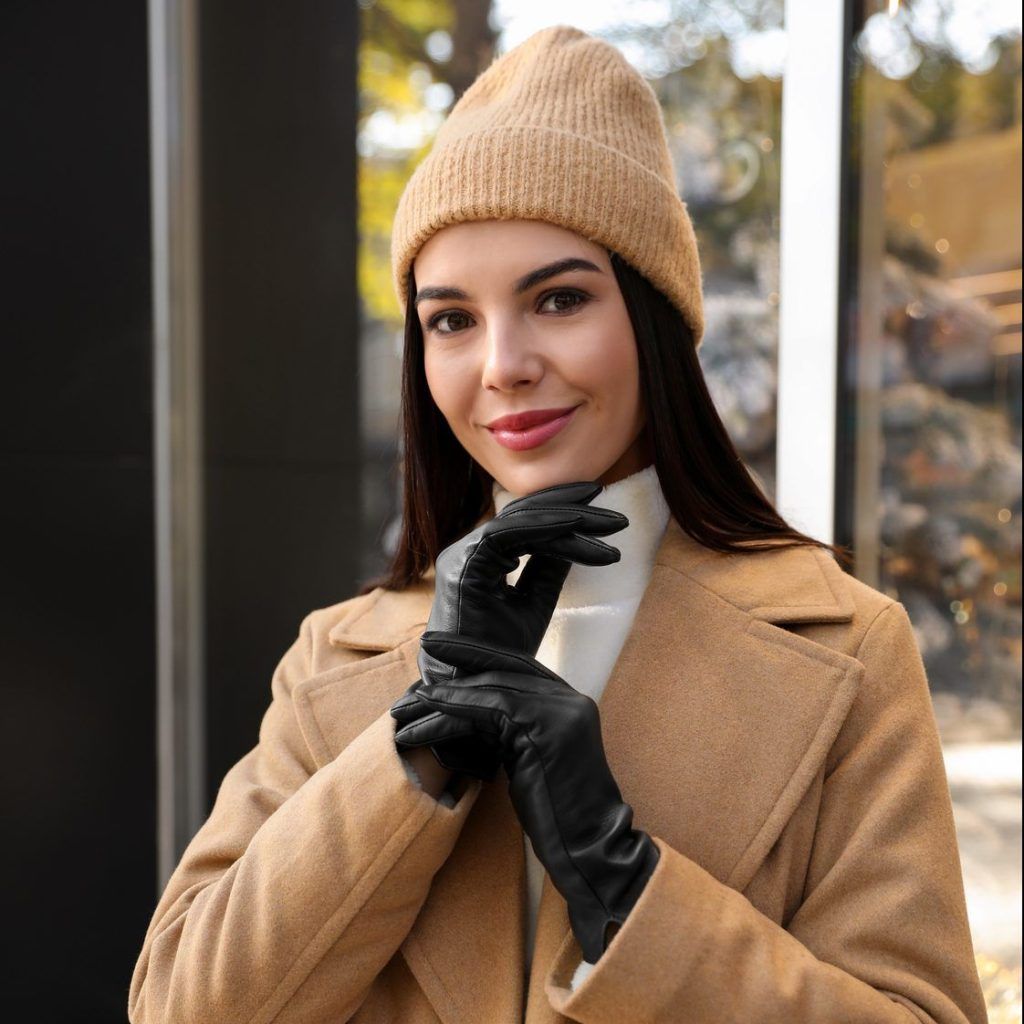 Pack these chic leather gloves when travelling into winter