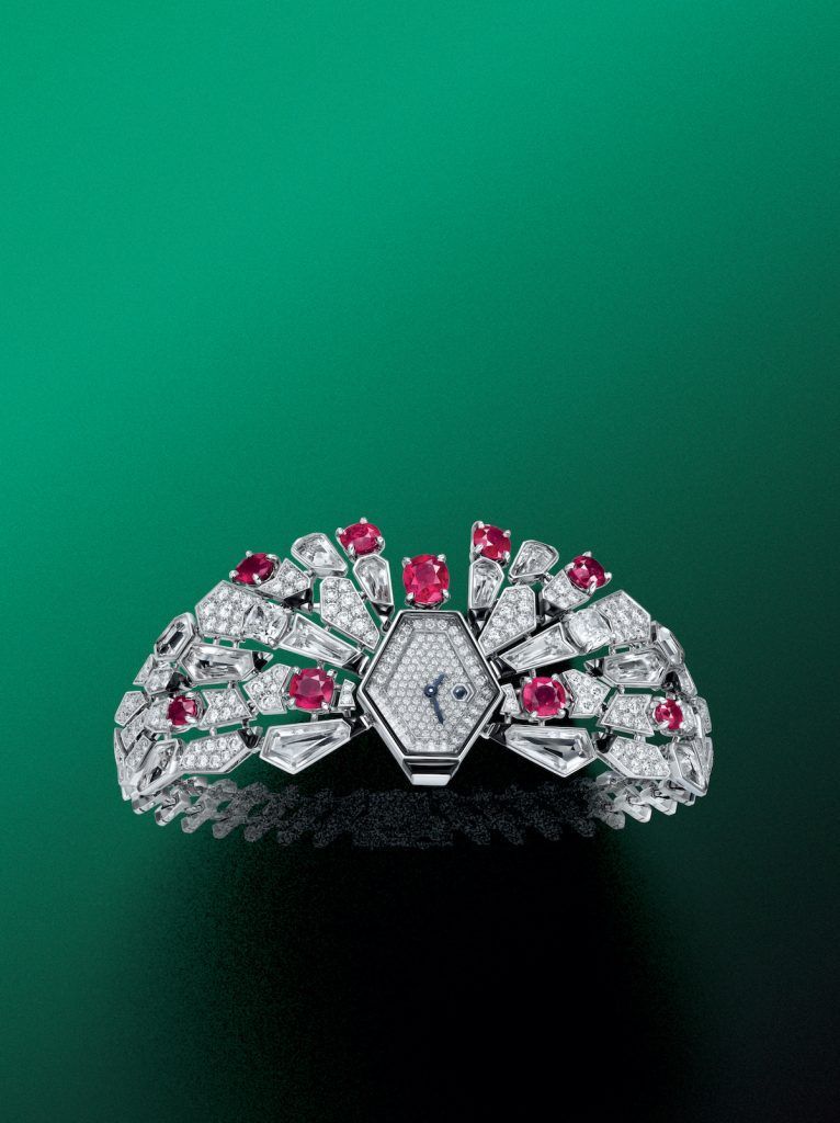 Emerald ring with onyx and diamonds crowned by an African emerald, Louis  Vuitton