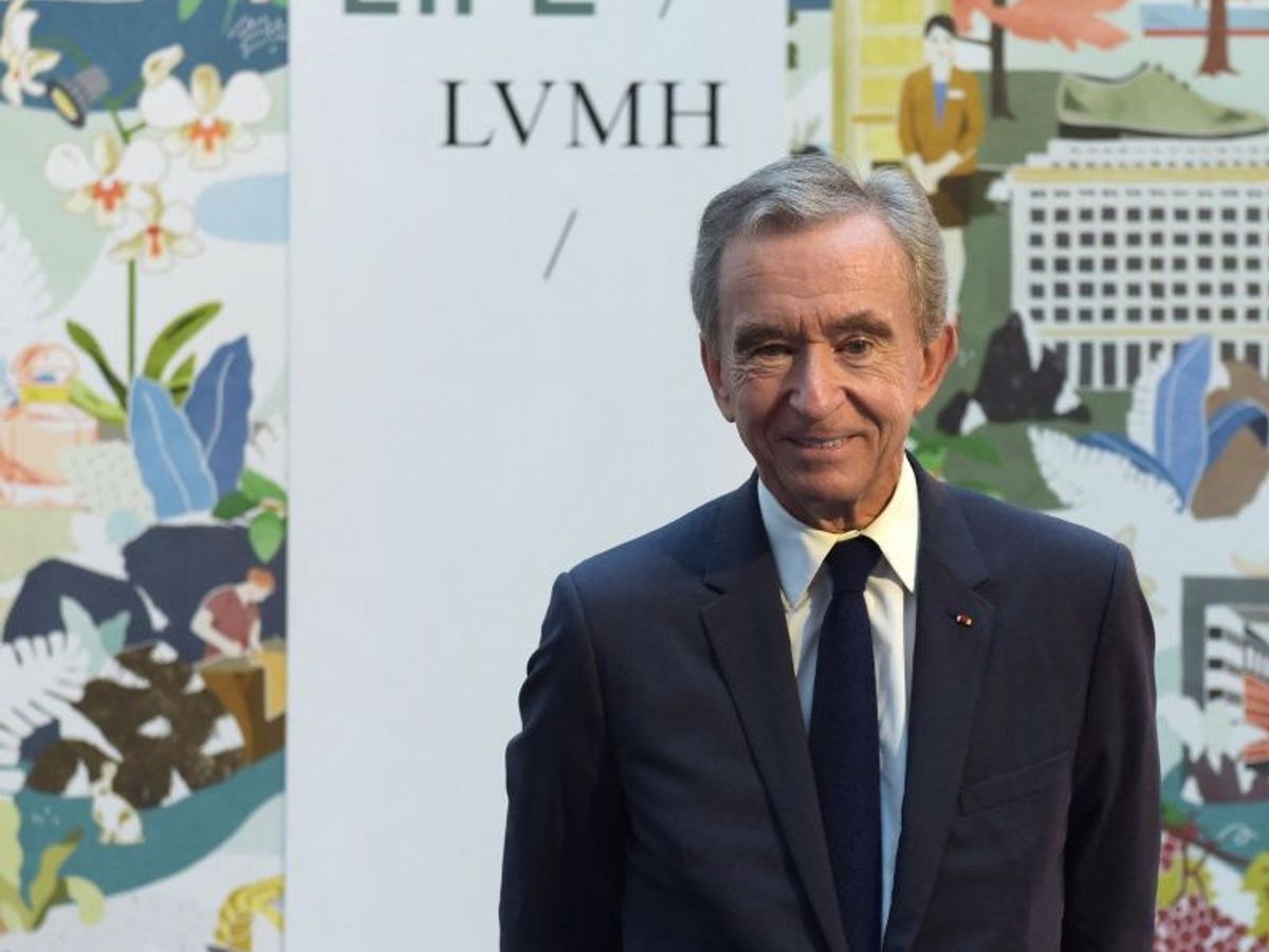 The career rise of Bernard Arnault, the world's richest man and  luxury-goods mogul who owns brands like Louis Vuitton and Dior