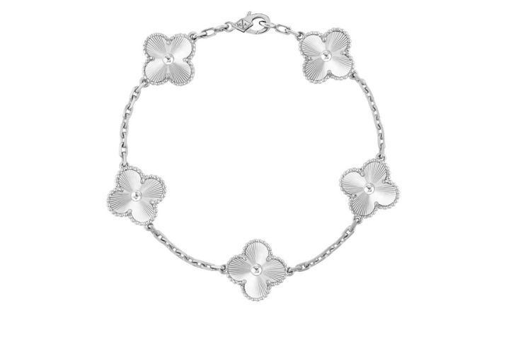 Van Cleef & Arpels enriches the Alhambra collection with classic white ...