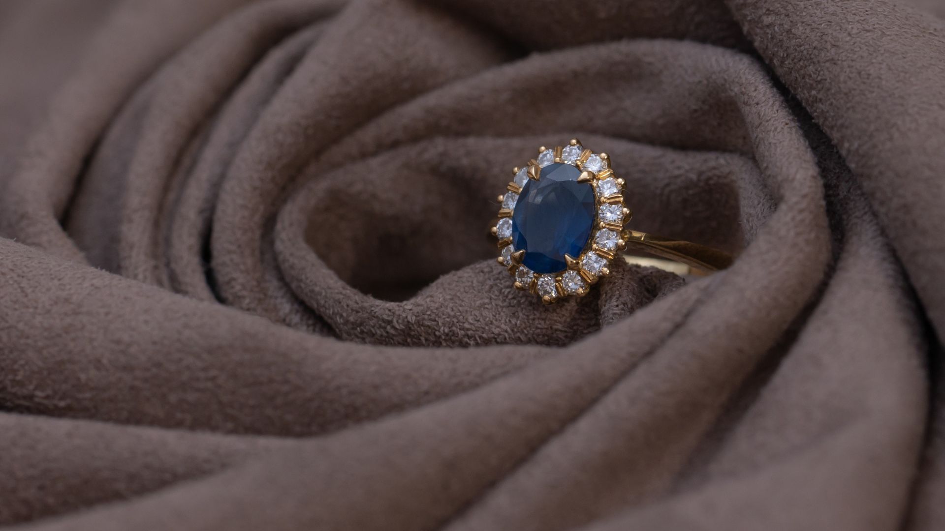 sapphire: february birthstone