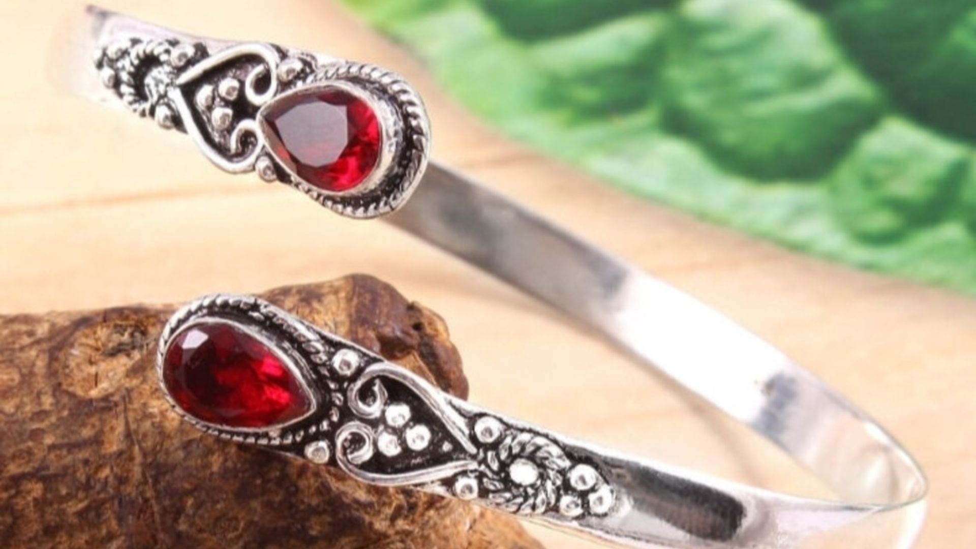 January Birthstone Garnet