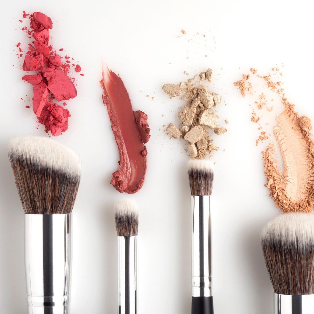 8 makeup brush cleaners that will leave your tools squeaky clean