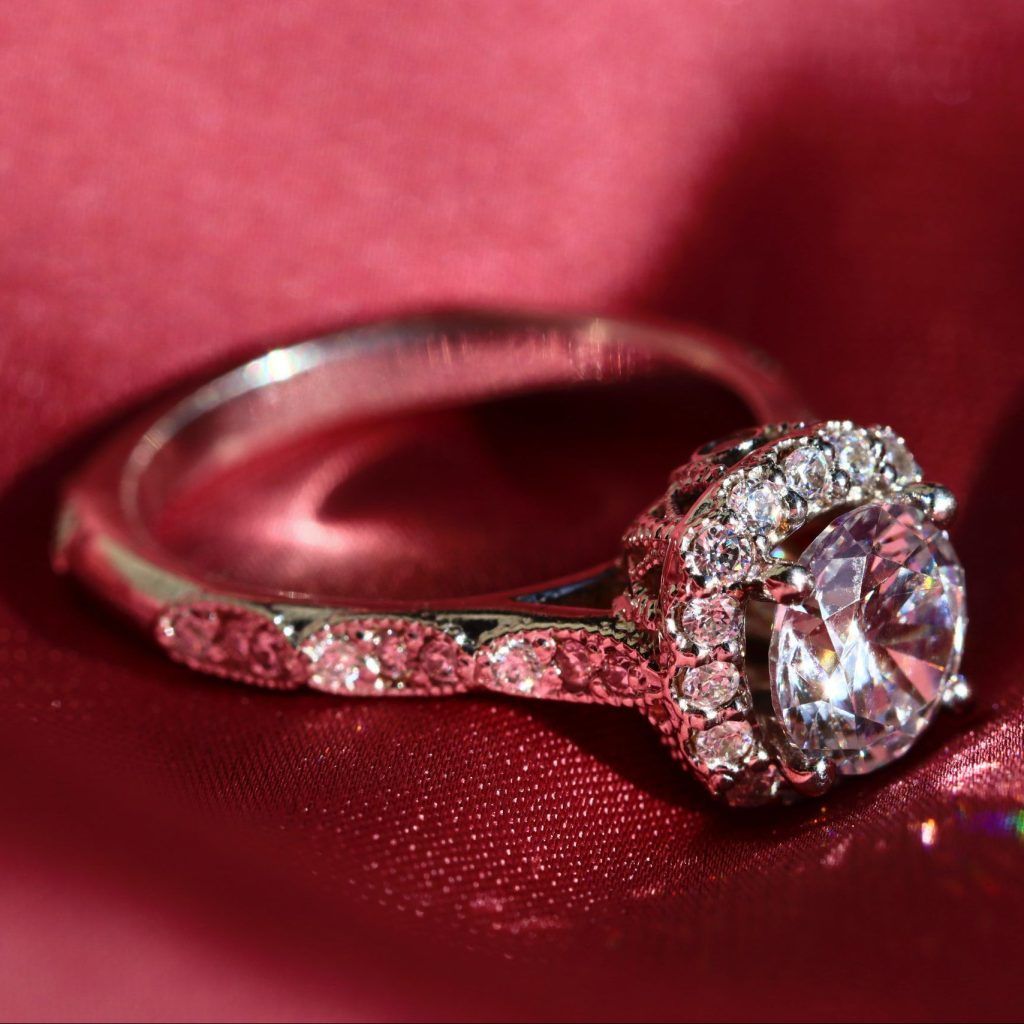 10 Celebrities with the most expensive engagement rings