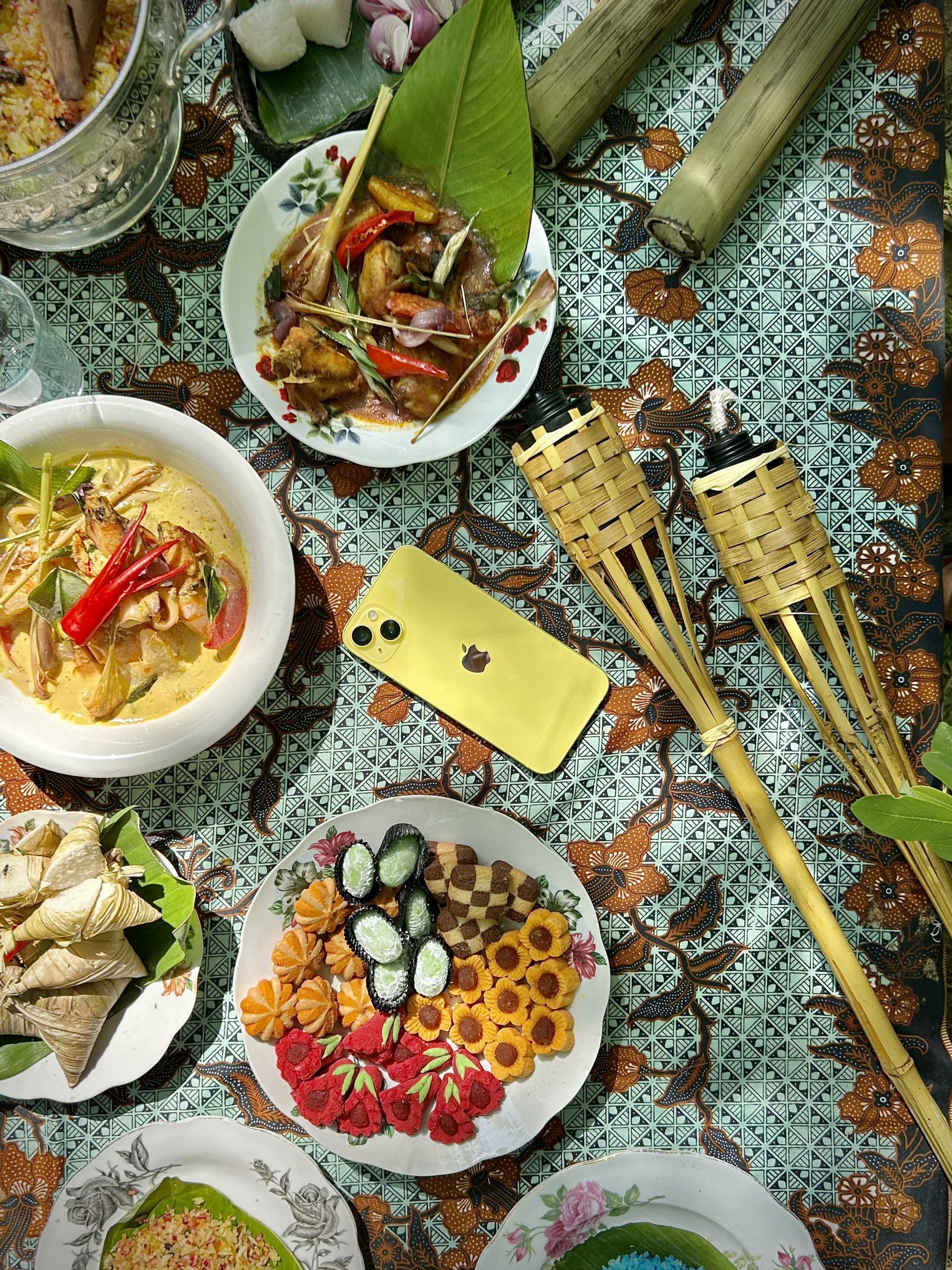Create and immortalise memories this Hari Raya with Apple's iPhone 14