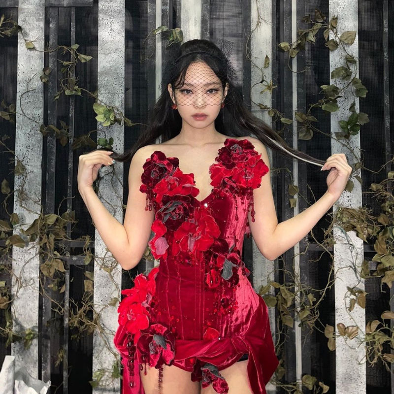 strapless open back dress Jennie Kim 2023 Cannes Film Festival Red Carpet Lace Short Dress